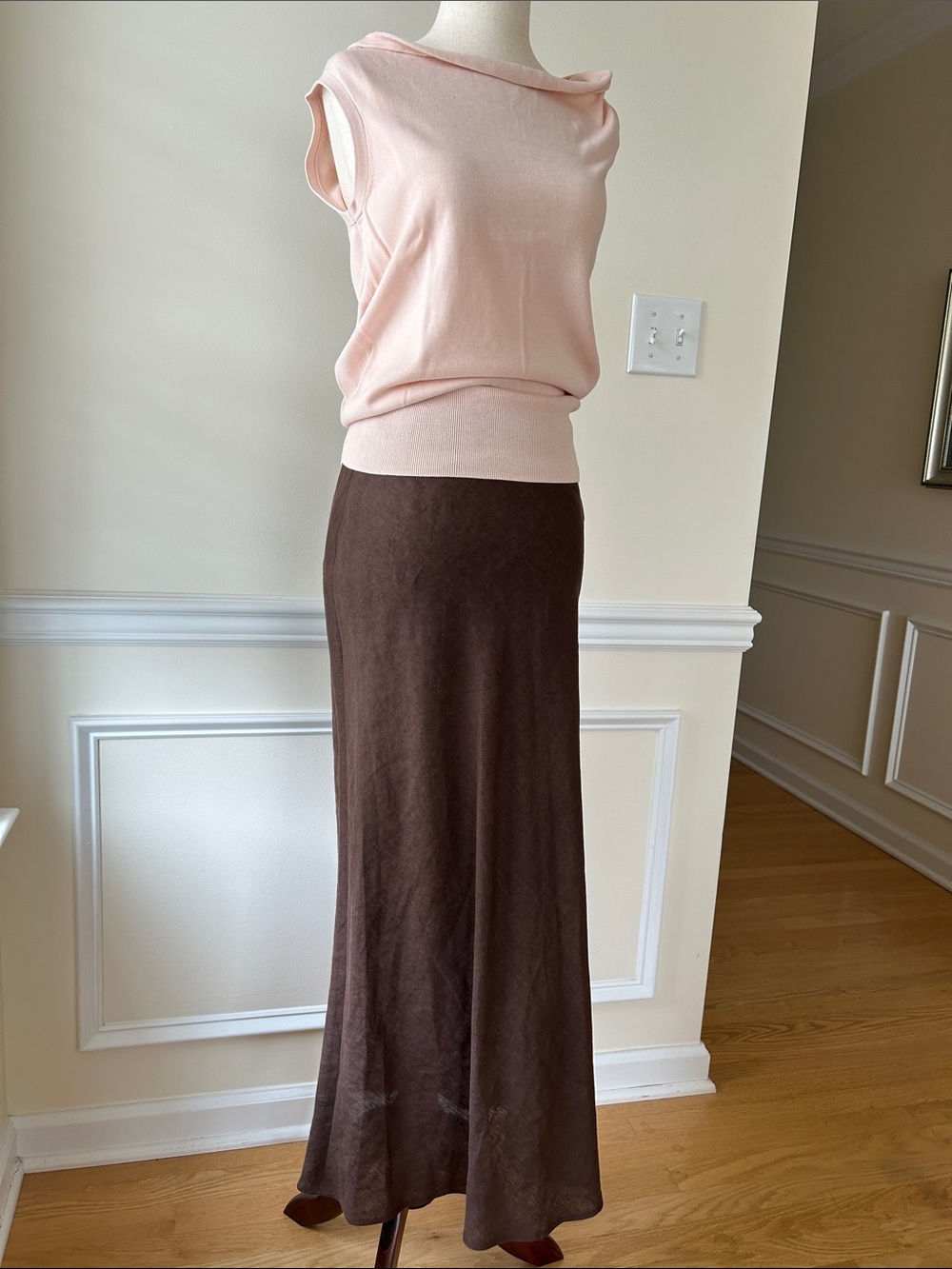 Brooks Brothers Brown Maxi Skirt with Sleek Silhouette